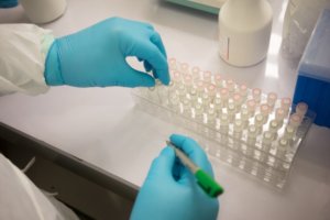 Pendant la pandémie COVID, Solthis s’adapte et maintient ses activités de renforcement des capacités